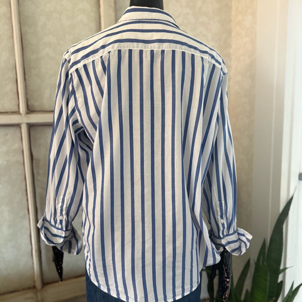 J Crew Garçon Classic White Button Up with Blue Stripes Cotton Blend Size 12 - Picture 4 of 9